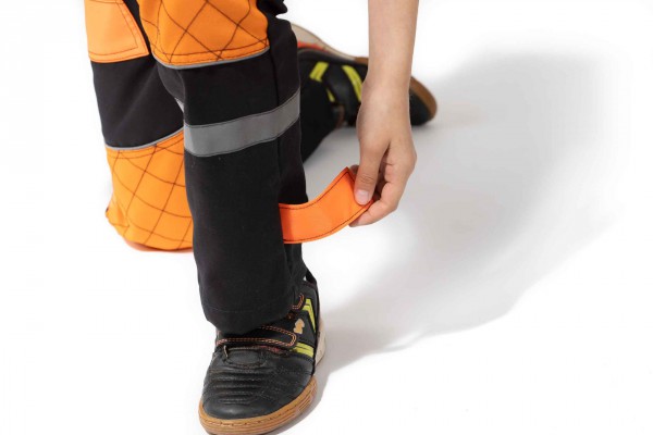 reflexný prvok a možnosť upraviť šírku nohavice